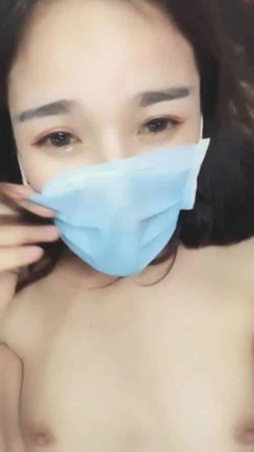 高颜值气质女神奶子挺阴毛挺多掰开小穴还是粉的[71.15M]插图1