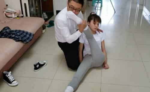 一往情深我为足狂之《资深白袜品尝家》猥琐男宋某尽情舔足如SS般妹纸-福利好好看