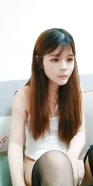 一坊美女奶萌兮兮吖一多房情侣大绣20200731-福利好好看