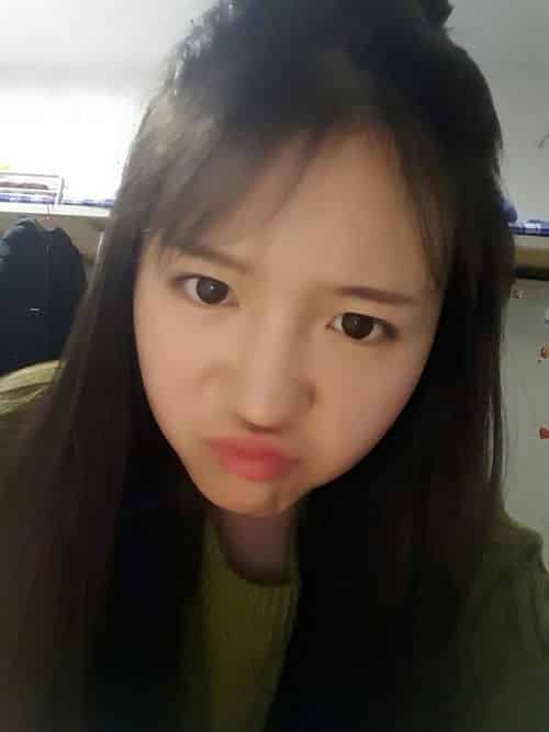 [百度云泄密]气质女和上司男友床照+大学情侣情趣生活等插图