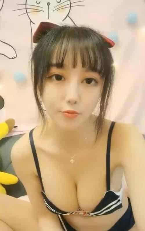 甜心奈奈长相甜美大奶妹子诱惑1V插图