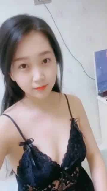 可爱清纯小娇妻视频1V-福利好好看