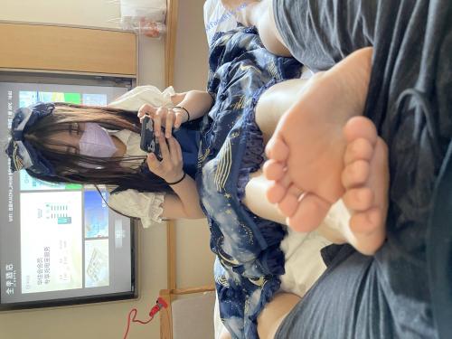 ♓究极足控福利2♓印象足拍摄影继续玩弄2个00后嫩妹-福利好好看